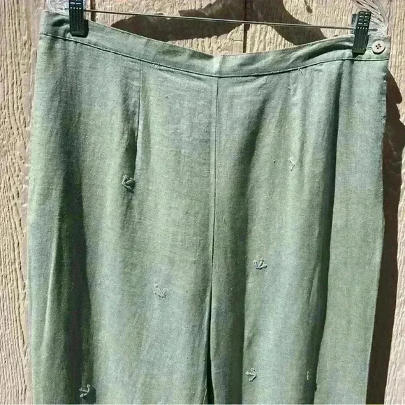 Selene Sport Women’s Mint Green Linen & Rayon Capri Beaded Accents Pants Size XL - Picture 2 of 9